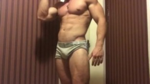 Young Alpha Muscle Stud Muscle Worship 1