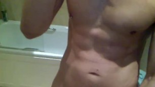 Fit Guy Cums on Mirror