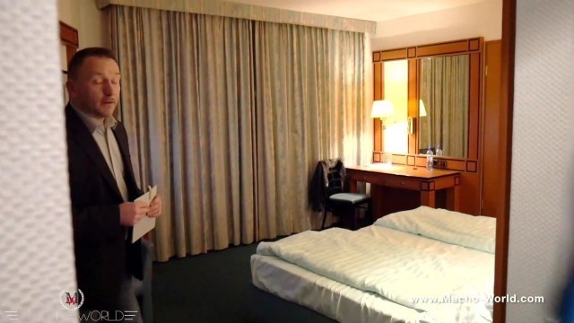 Master vs room service