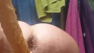 Play with my booty, didak penetrates my asshole in the bathr