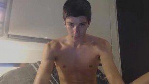 Dark Haired Twink Shows Off On Cam