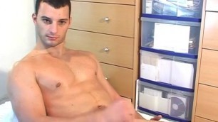 Exlusively for Us: Str8 Male Serviced His Big Dick ! Romaingay