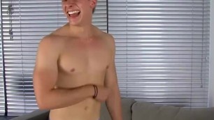 Young Uk Man Is Happy to Masturbate During the Casting Showgay